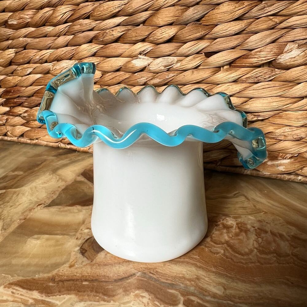 Blue Ruffled Fenton - Picture 5 of 8